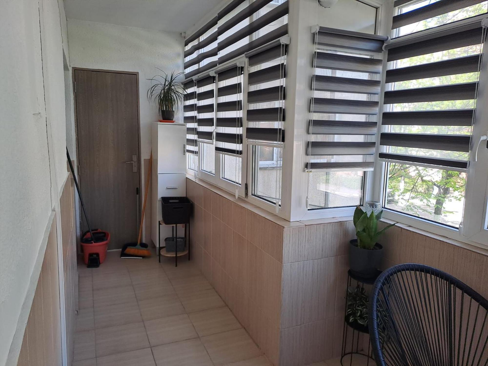 Ilona Apartament 3 Camere Рымнику-Вылча Экстерьер фото